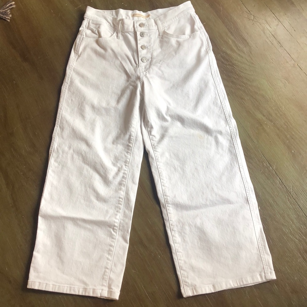 Levi’s Mile High Cropped Wide Leg jeans